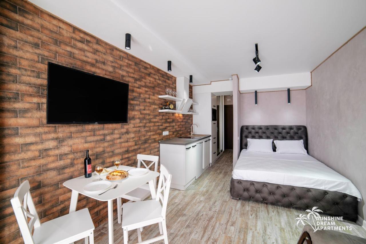 Sunshine Apartments Orbi Beach Tower Batumi Luaran gambar